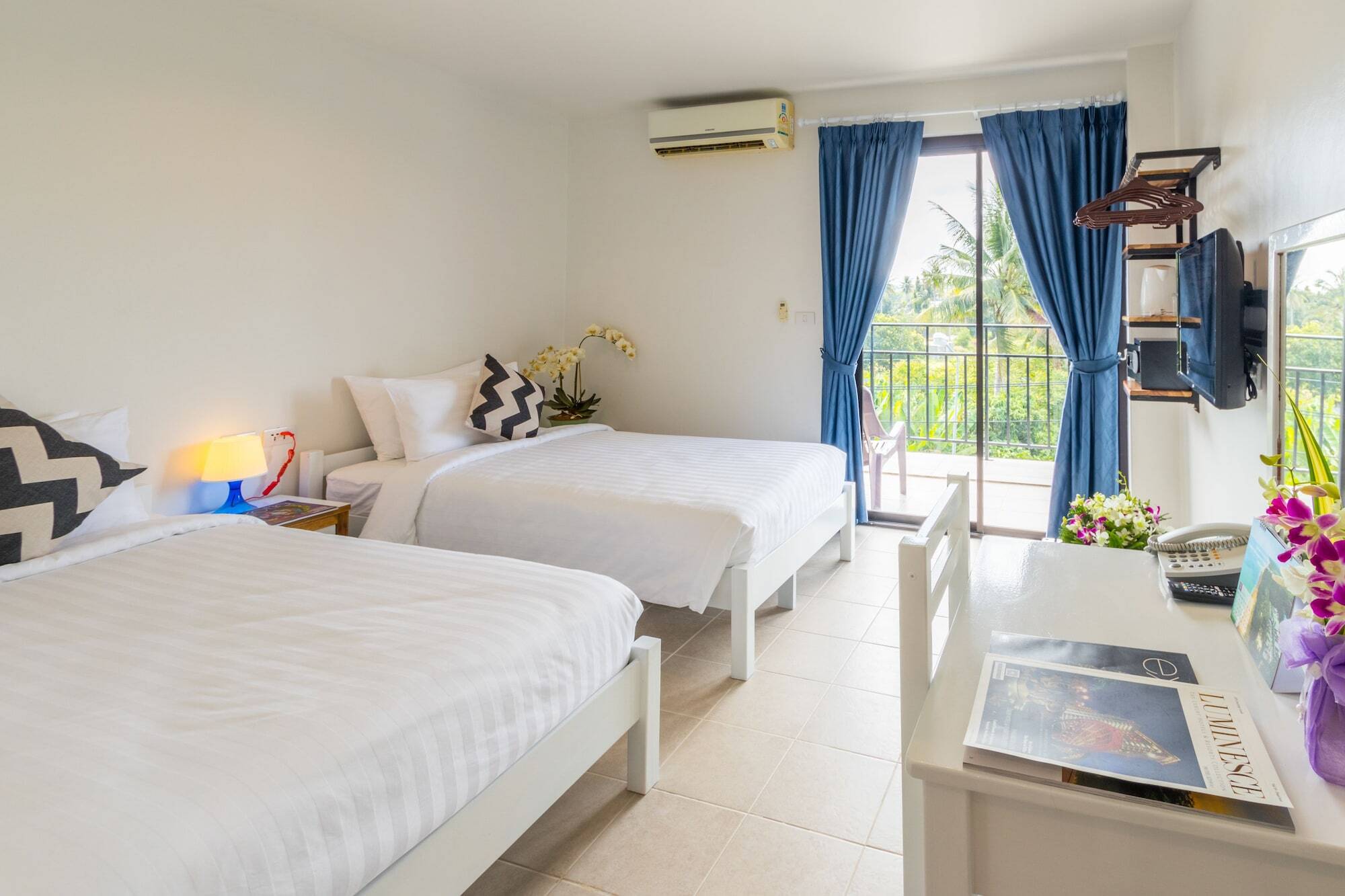 Maikhao Hotel Managed By Centara Mai Khao Exterior photo